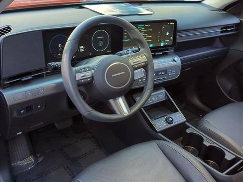 Used 2024 Hyundai Kona Limited FWD image 10