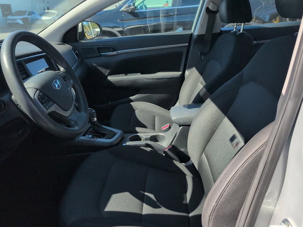 Used 2018 Hyundai Elantra SEL FWD image 6