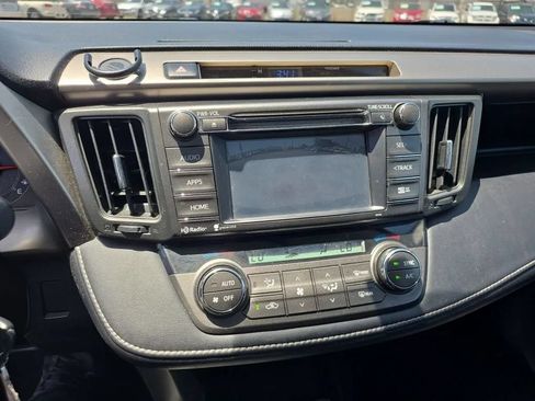 Used 2014 Toyota RAV4 XLE w/ Preferred Accessory Package FWD image 36