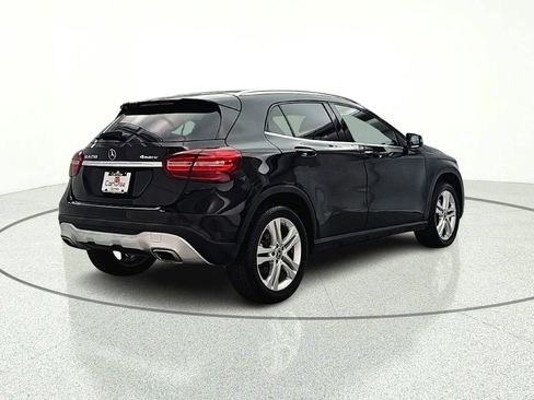 Used 2020 Mercedes-Benz GLA 250 4MATIC w/ Premium Package image 7