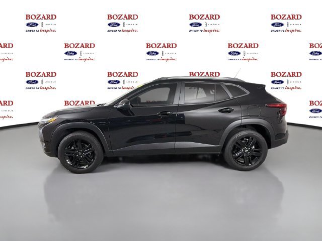 Used 2025 Chevrolet Trax ACTIV FWD image 5