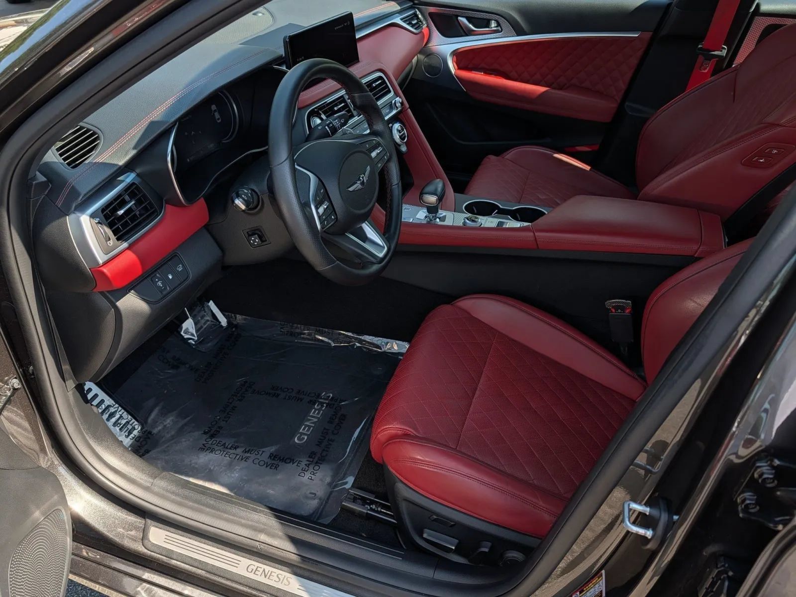 Used 2023 Genesis G70 3.3T w/ Sport Prestige Package RWD image 9
