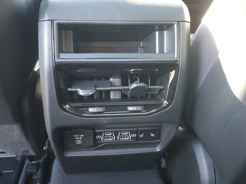 New 2025 Jeep Grand Cherokee Limited image 14