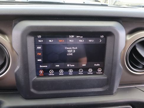 Used 2020 Jeep Wrangler Unlimited Sport S image 23