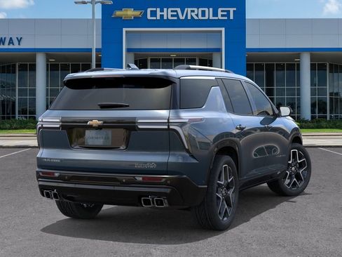 New 2026 Chevrolet Traverse High Country FWD image 4