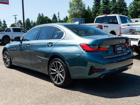 Used 2020 BMW 330i Sedan w/ Convenience Package RWD image 4