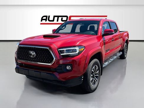 Used 2023 Toyota Tacoma TRD Sport AWD/4WD image 3