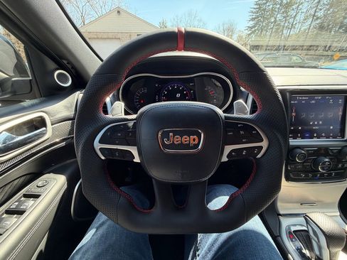 Used 2018 Jeep Grand Cherokee Trackhawk image 38