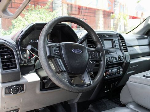 Used 2017 Ford F450 XL w/ Power Equipment Group RWD image 18