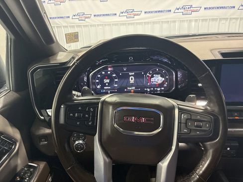 Used 2024 GMC Sierra 1500 SLT w/ SLT Premium Plus Package image 26