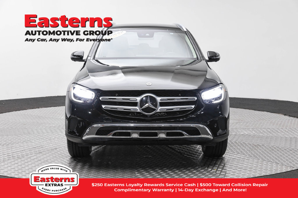 Used 2022 Mercedes-Benz GLC 300 4MATIC w/ Multimedia Package Lite image 3