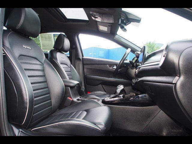 Used 2022 Kia Forte GT-Line w/ GT-Line Premium Package FWD image 10