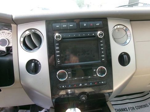 Used 2014 Ford Expedition EL Limited w/ Equipment Group 301A AWD/4WD image 11