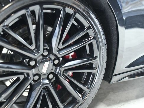 Used 2020 Cadillac CT5 V w/ Premium Package image 11