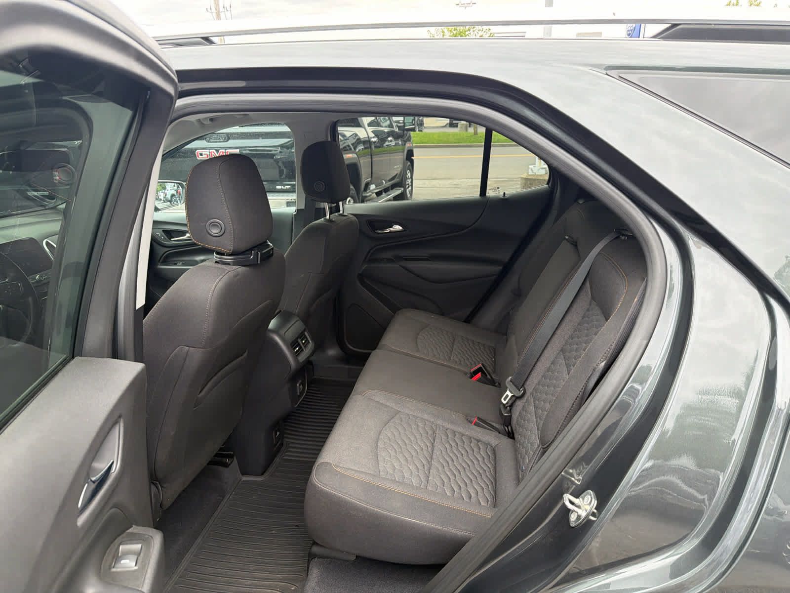 Used 2019 Chevrolet Equinox LT w/ Sun & Navigation Package AWD/4WD image 58