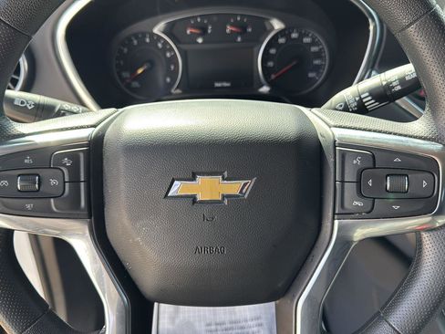 Used 2025 Chevrolet Blazer LT image 11