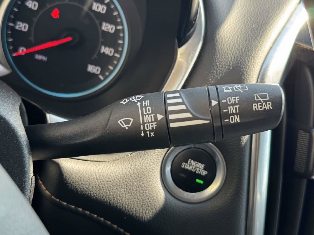Used 2020 Chevrolet Traverse RS AWD/4WD image 26