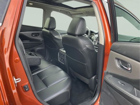 Used 2019 Nissan Murano SL w/ SL Technology Package AWD/4WD image 18