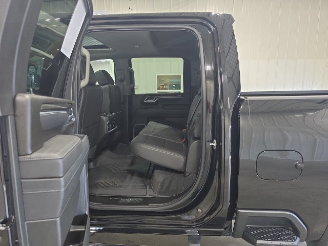Used 2026 Chevrolet Silverado 3500 LTZ w/ LTZ Plus Package AWD/4WD image 25