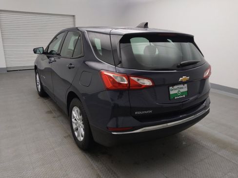 Used 2018 Chevrolet Equinox LS image 5