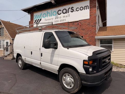 Used 2011 Ford E-150 and Econoline 150 w/ Commercial Cargo Van Pkg RWD image 1