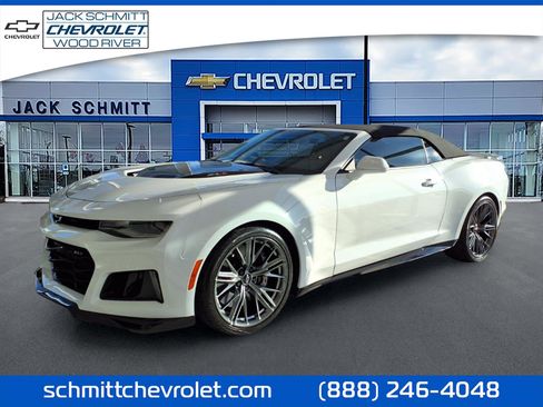 Used 2023 Chevrolet Camaro ZL1 image 1