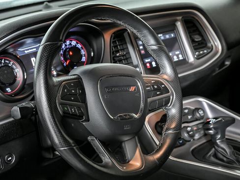 Used 2019 Dodge Challenger SXT w/ Blacktop Package image 20