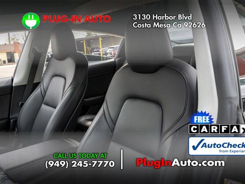 Used 2022 Tesla Model 3 Performance image 7