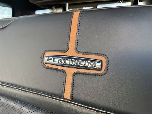 Used 2023 Ford F350 Platinum image 2