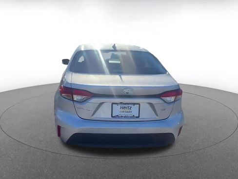 Used 2025 Toyota Corolla LE image 12