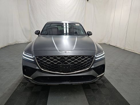 Used 2025 Genesis GV80 3.5T e-SC AWD/4WD image 12