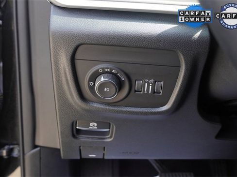 Used 2022 Jeep Grand Cherokee L Limited image 22