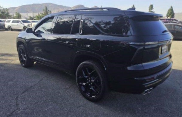 Used 2024 Chevrolet Traverse RS AWD/4WD image 4