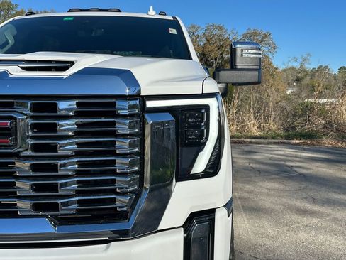 Used 2024 GMC Sierra 2500 Denali w/ Denali Reserve Package image 27