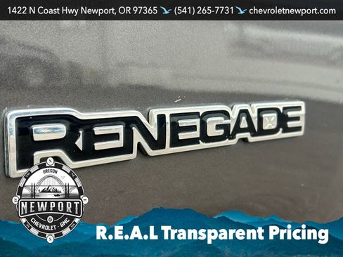 Used 2018 Jeep Renegade Latitude FWD image 9