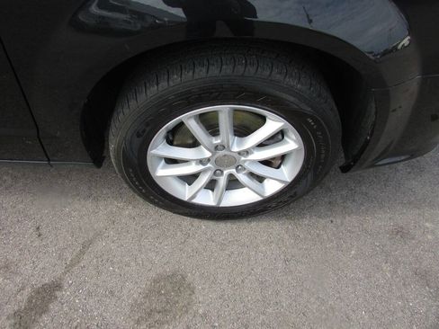 Used 2015 Dodge Grand Caravan SXT image 48