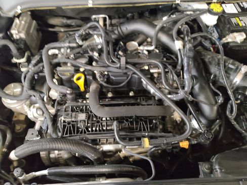 Used 2020 Ford Fusion SE FWD image 30