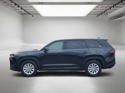 Used 2025 Toyota Grand Highlander AWD image 2