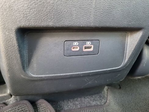 Used 2023 Nissan Frontier SV image 10