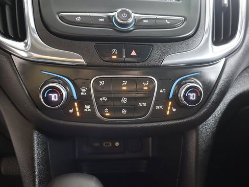 Used 2023 Chevrolet Equinox LT image 45