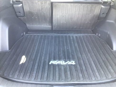 Used 2019 Toyota RAV4 XLE w/ Convenience Package AWD/4WD image 46