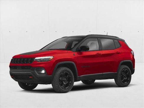 Used 2025 Jeep Compass Trailhawk image 1