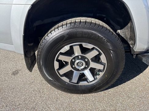 Used 2019 Toyota 4Runner TRD Off-Road Premium image 21