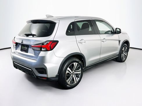 Used 2023 Mitsubishi Outlander Sport SE AWD/4WD image 9