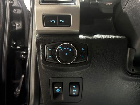 Used 2020 Ford F150 Lariat w/ Equipment Group 502A Luxury image 37