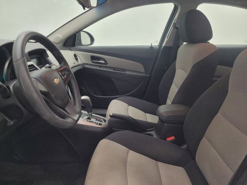 Used 2016 Chevrolet Cruze LS FWD image 17