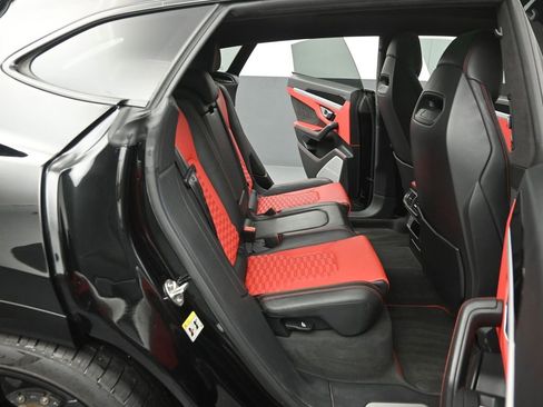 Used 2021 Lamborghini Urus image 26