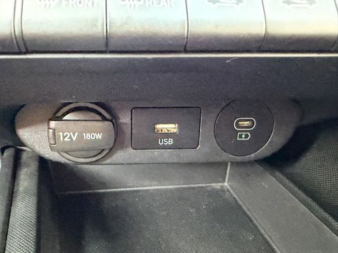 Used 2024 Hyundai Elantra SEL FWD image 20