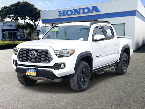 Used 2021 Toyota Tacoma TRD Off-Road image 1