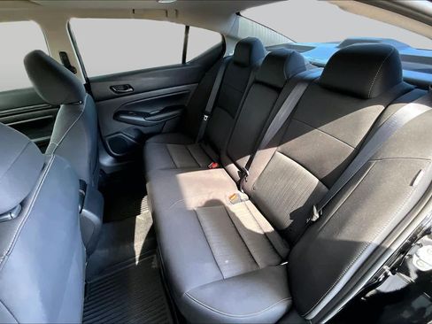 Used 2024 Nissan Altima 2.5 SV w/ SV Premium Package FWD image 21